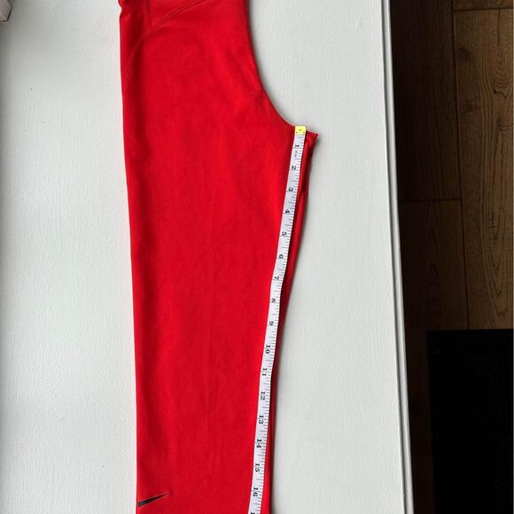 Nike Pro Capri II Women's Compression Tights - Fusion Red size Small - Picture 7 of 9